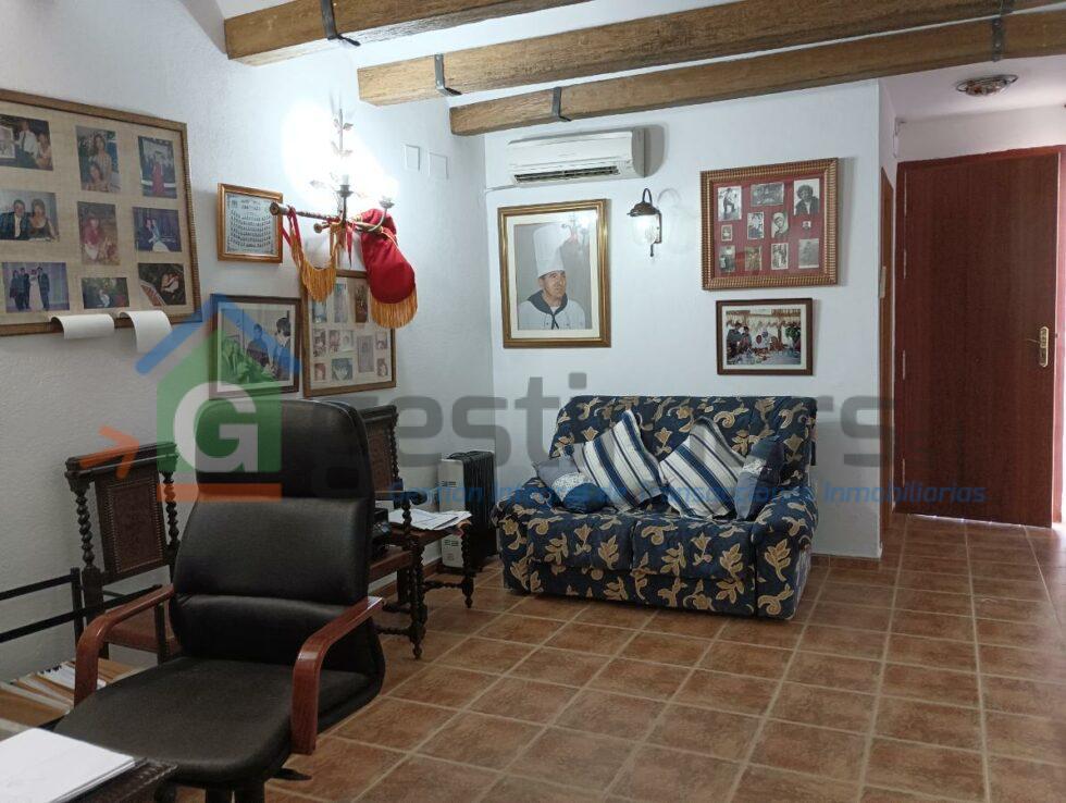 REF-79467-37